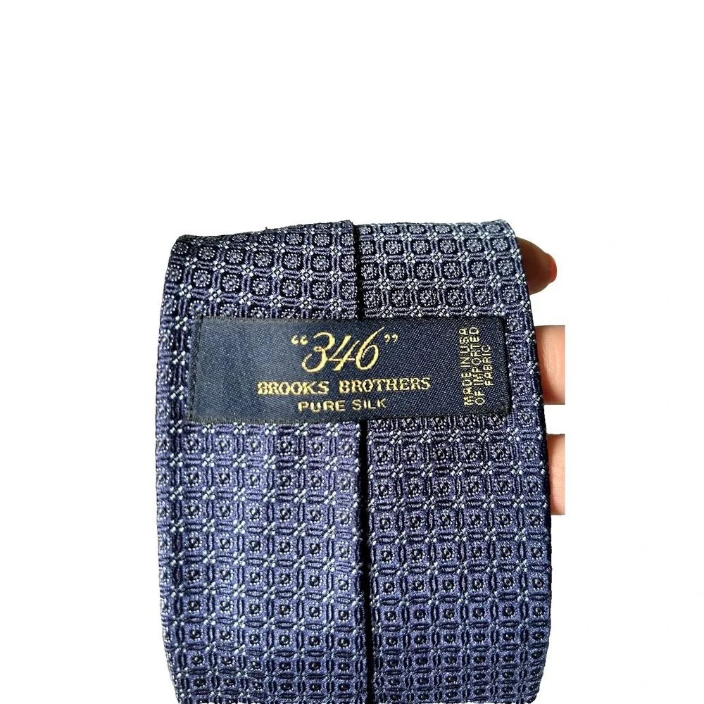 Brooks Brothers 346 100% Silk Tie Made USA Blue Small Print Design Old Money